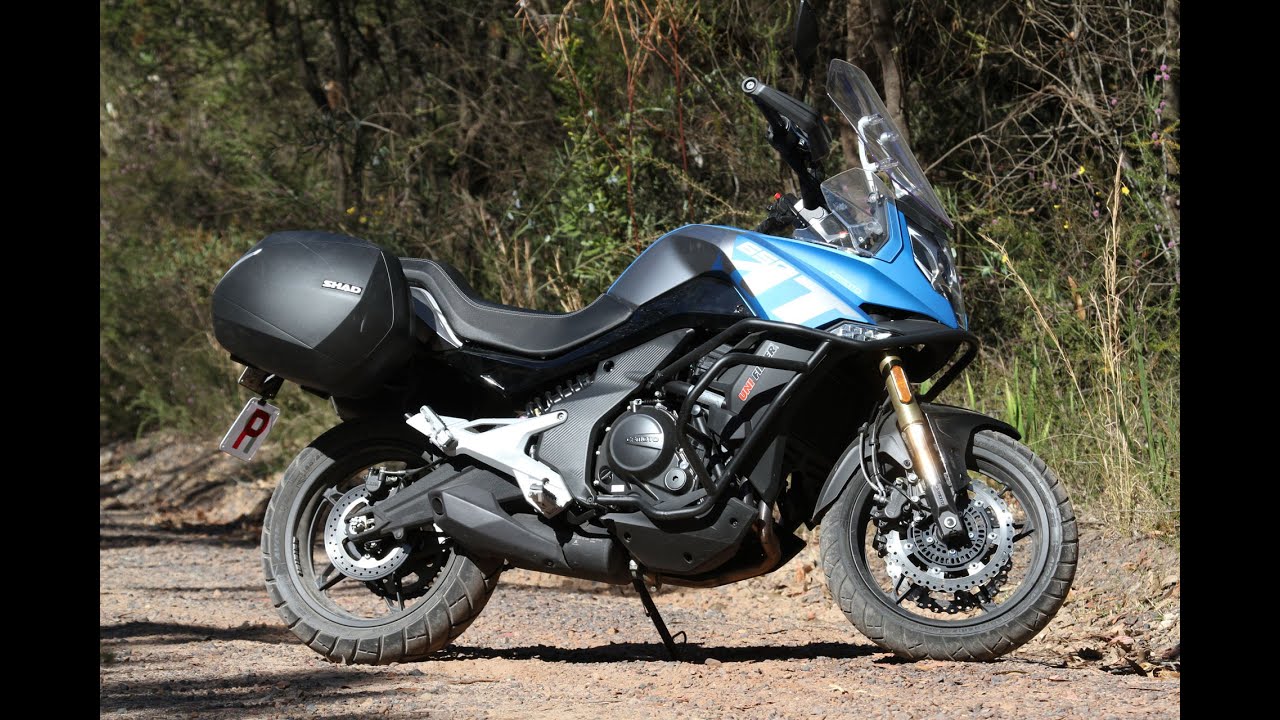 CFMoto 650MT